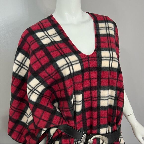 Shawl Dawl Buffalo Print Shawl -- Can be worn 10+ Ways! - Picture 8 of 15